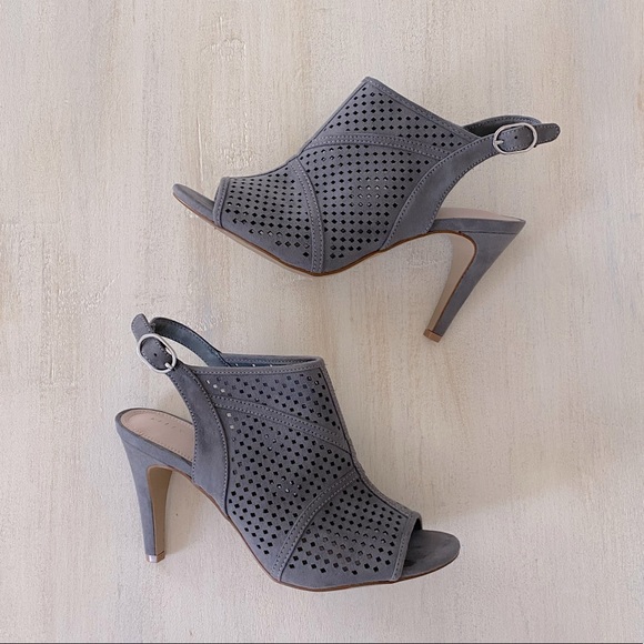 Kelly & Katie Eliassi gray perforated heeled boots - Picture 2 of 6